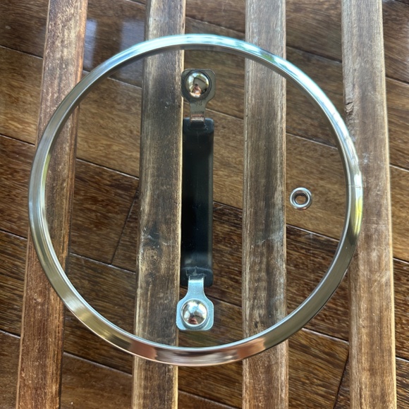 T-Fal 6.5inch Replacement Lid w/ Vent & Silicone Handle - Picture 3 of 3